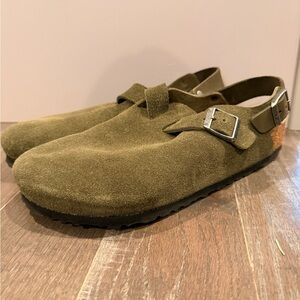 Birkenstock Tokio Suede leather Buckle Clogs in color Thyme - colorway sold out